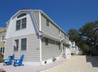 109 E 22nd St, Ship Bottom, NJ 08008