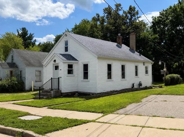 440 Winsor St, Mauston, WI 53948