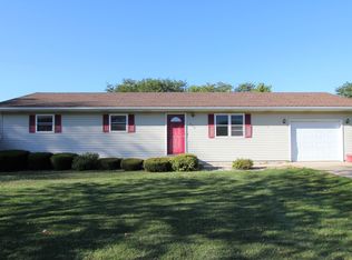 506 Albrecht Ln, Crescent City, IL