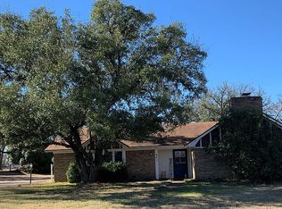 641 S 1st St, Hewitt, TX 76643