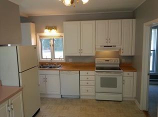 44 Dillingham St, Bangor, ME 04401