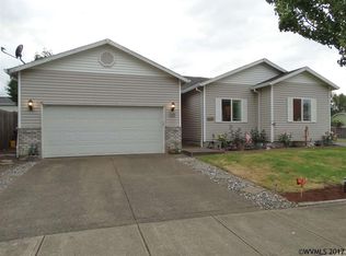 1604 S 6th St, Independence, OR 97351