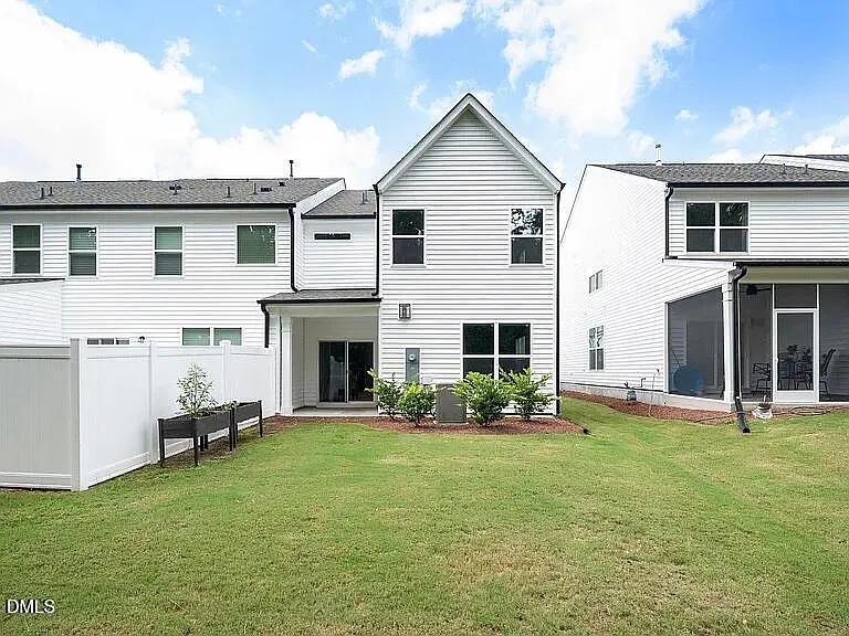 1105 Arbor Edge Ln
