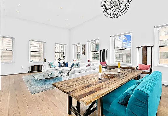 3rd image of 65 Leonard St