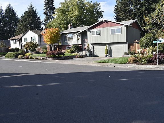 2nd image of 2891 SE Willow Dr