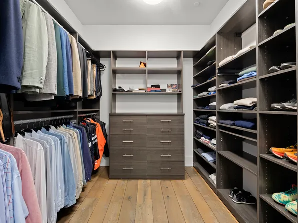 35 East 63rd Street image 13 of 25