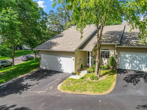 17325 Sunray Cir SW, Prior Lake, MN 55372
