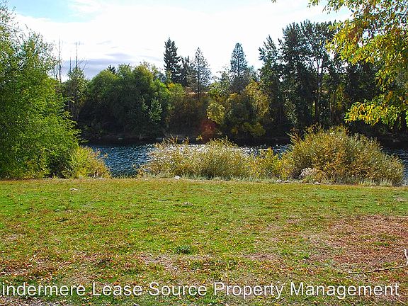 4th image of 2121 E Upriver Dr APT 21