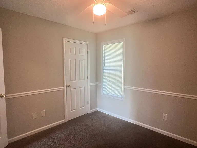 103 Reese Dr — Photo 17