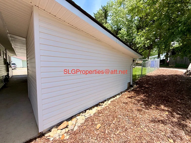 271 State St — Photo 8