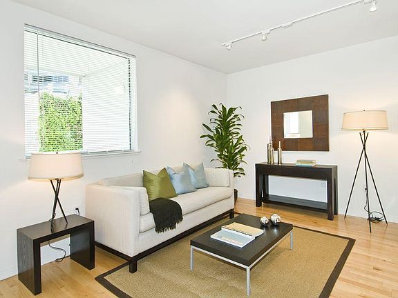 2nd image of 69 Clementina St Unit 503