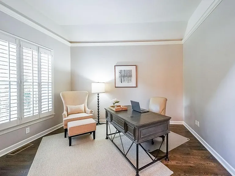 120 Heritage Ct — Photo 11