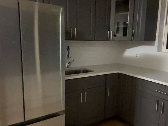 3rd image of 20-21 38th St #2
