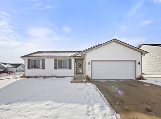 530 E 3rd St, Huxley, IA 50124