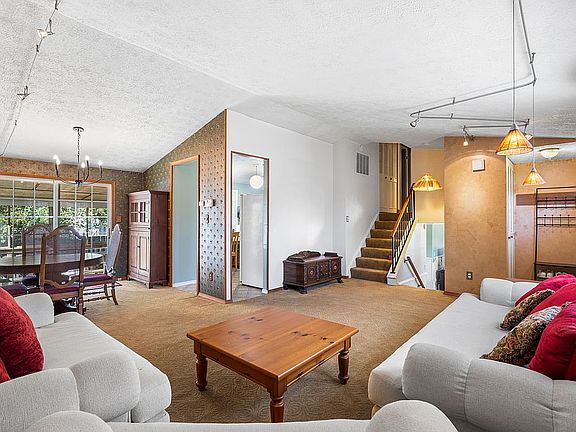 Living, Dining & Kitchen