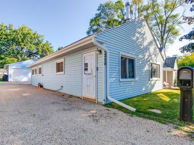 304 E Willow Dr, Round Lake Park, IL, 60073