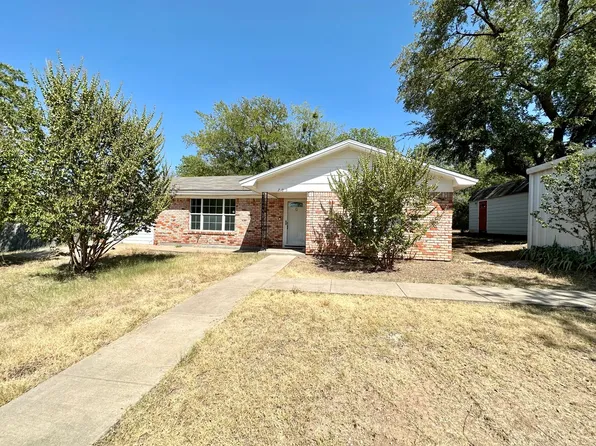 705 S 4th St, Valley Mills, TX 76689