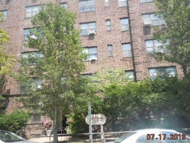 1st image of 141 Wyckoff Pl APT 5C
