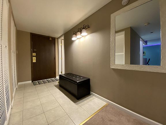 4th image of 350 Plum Creek Dr #2051