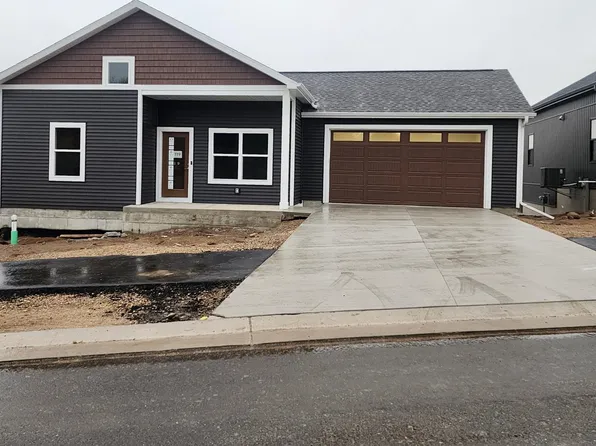 119 Lupine Ave, Poynette, WI 53955
