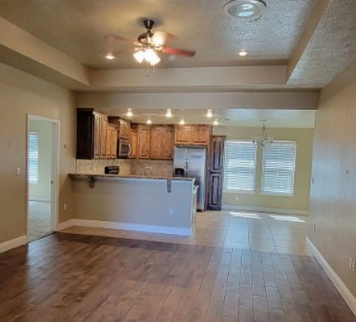 Building Photo - 404 Almond Tree Ln #1166