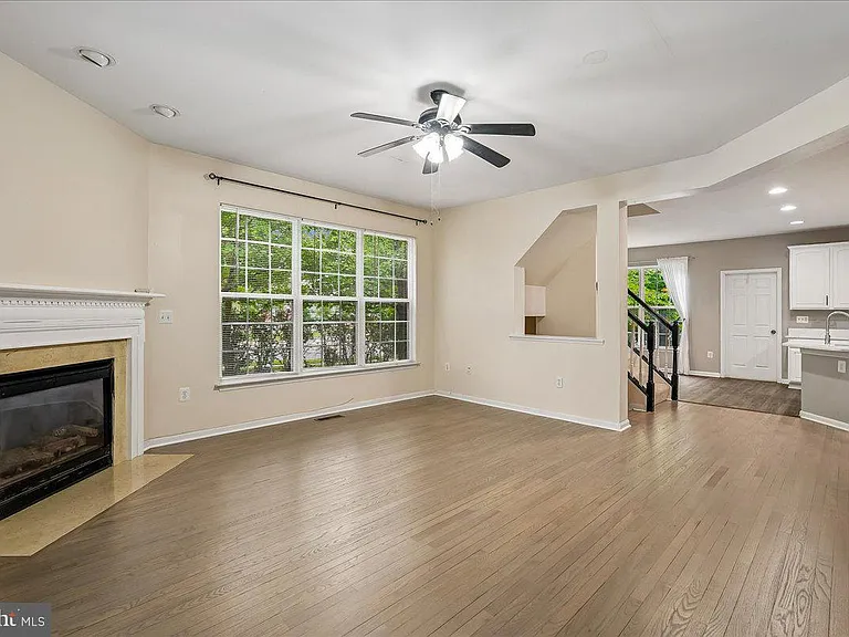 905 Royal Elm Ct — Photo 20
