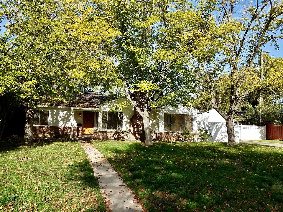 1st image of 1441 Las Salinas Way