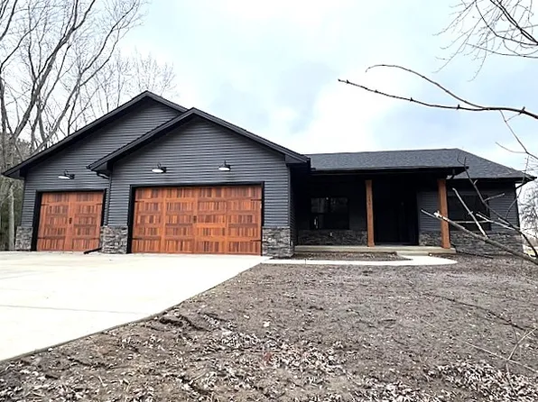 1501 W Brookside Ln, Mahomet, IL 61853