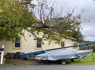 6564 W Shady Side Rd, Shady Side, MD 20764