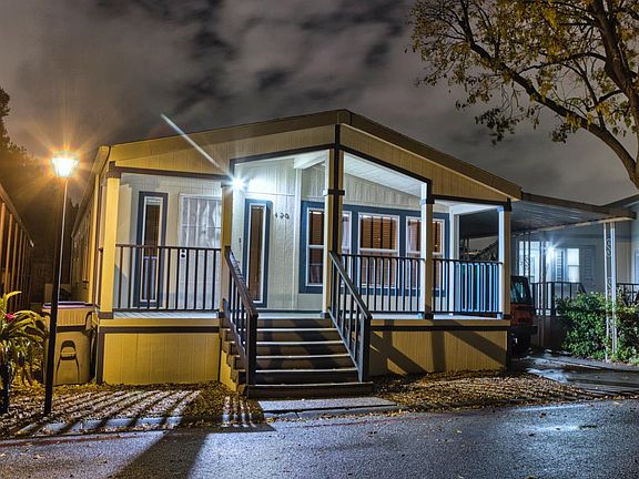 2nd image of 420 Los Encinos Ave #420
