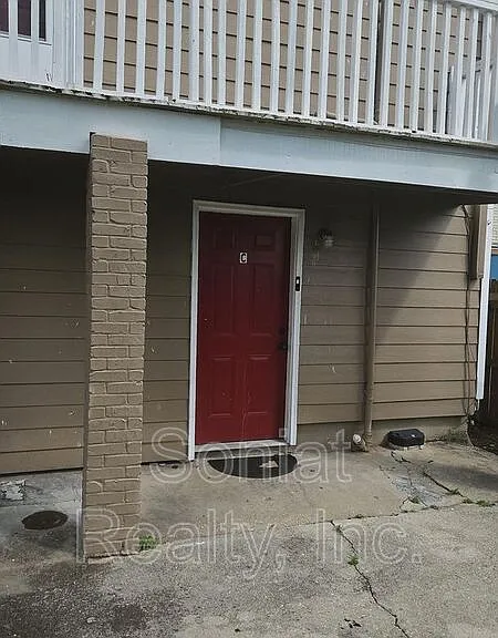 6210 Lincoln Beach Blvd #C — Photo 1