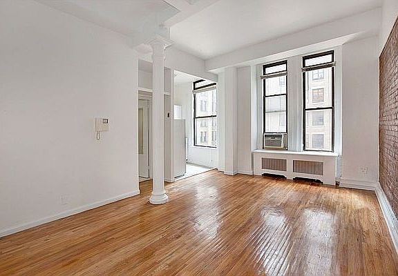 4th image of 220 Park Ave S APT 5A