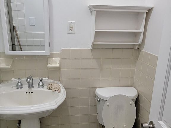 2nd image of 316 Cornelia St Floor 2