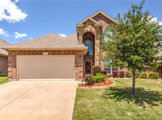 2113 Ravens Nest Dr, Fort Worth, TX 76177