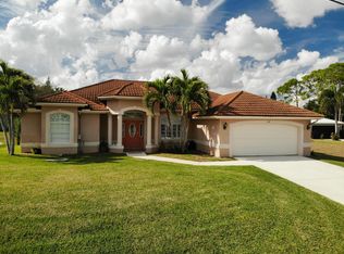 198 SW Ridgecrest Dr, Port Saint Lucie, FL 34953