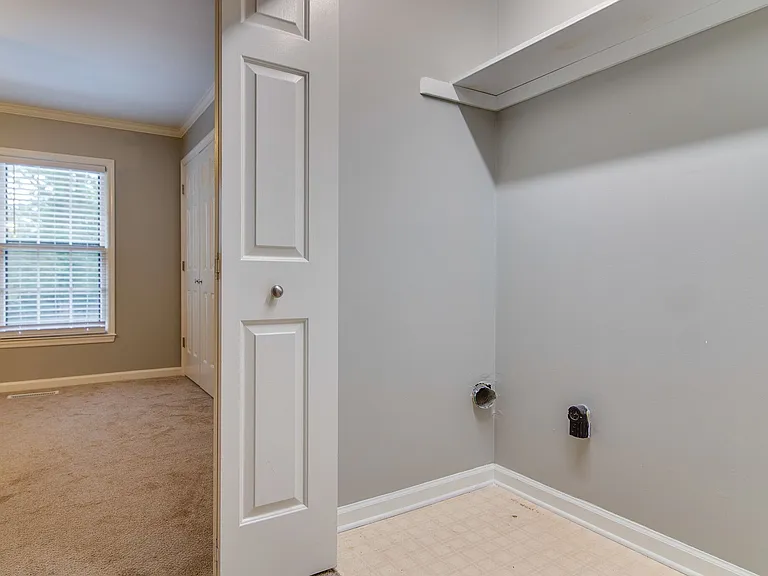 2306 Sharondale Dr — Photo 23