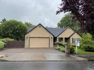 16468 Wayne Dr, Oregon City, OR