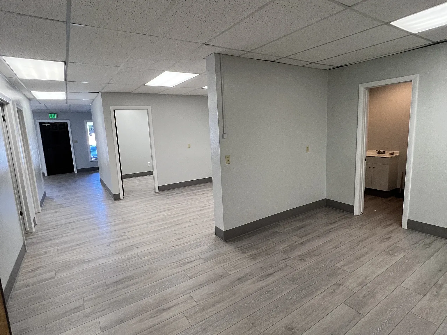 220 Edison Street - 1 — Photo 4