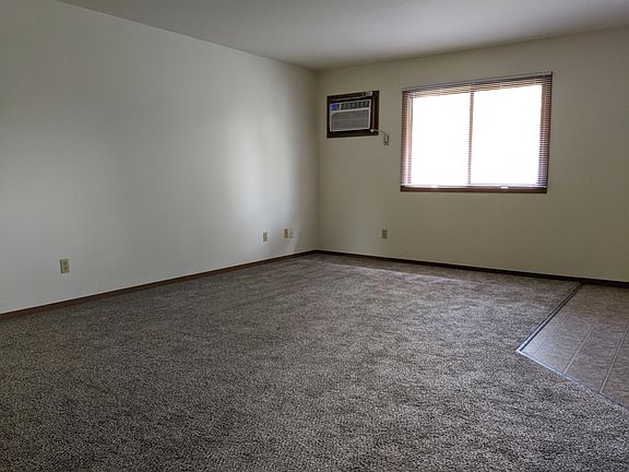 5th image of 1601 W Stonehenge Dr #-5