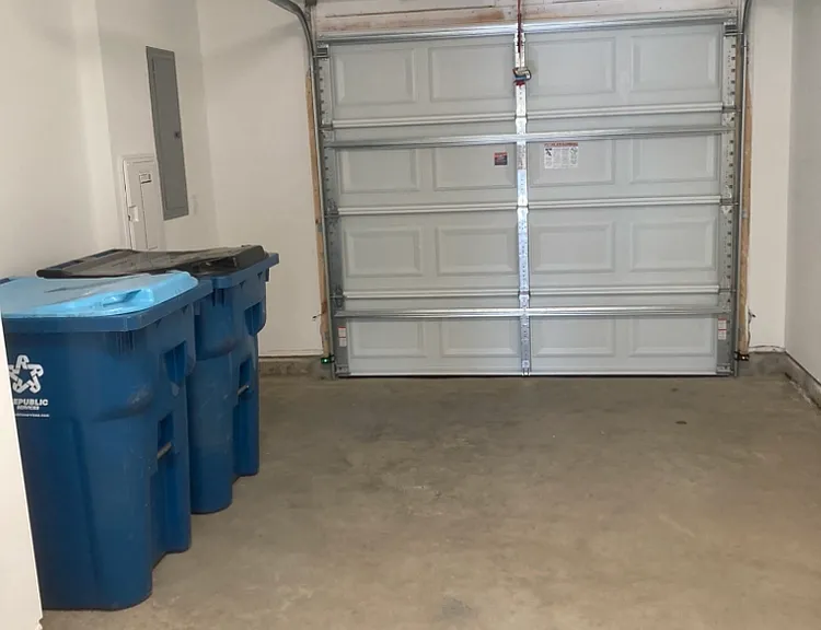 245 E Roosevelt Ave — Photo 12