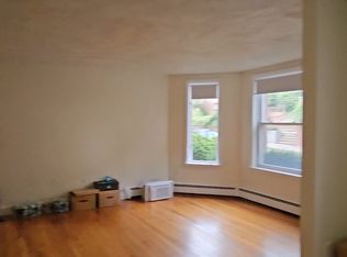 318 Tappan St APT 1, Brookline, MA 02445