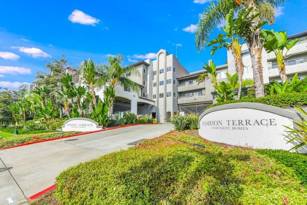 Fashion Terrace, 6888 Friars Rd, San Diego, CA 92108 apartment