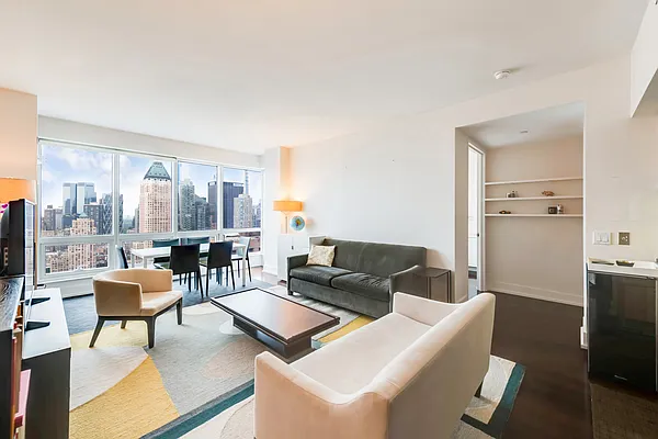 Rented by Compass | media 34