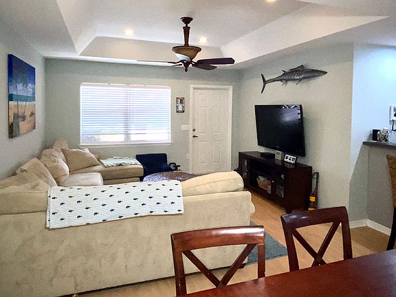 2nd image of 1780 N Dovetail Dr #C