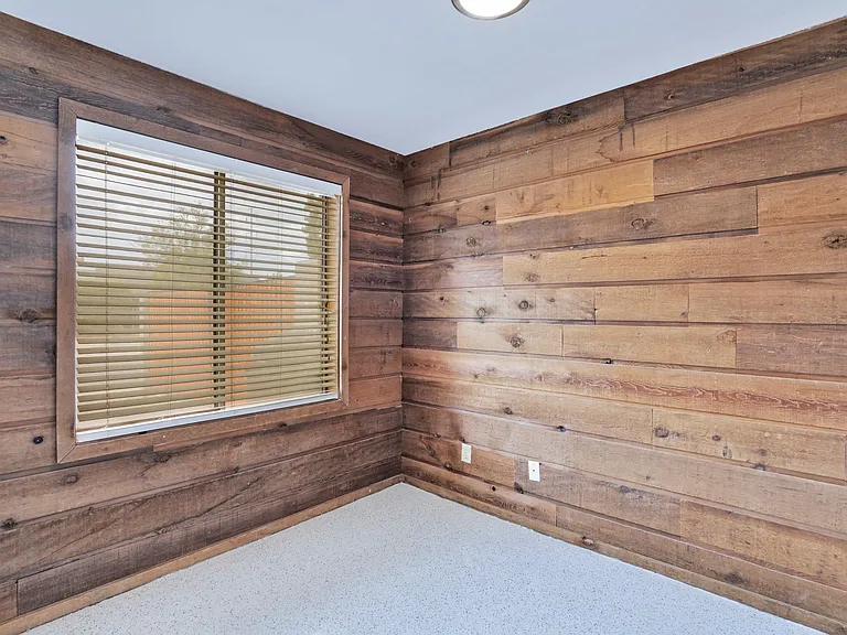 10440 E Becker Ln — Photo 24