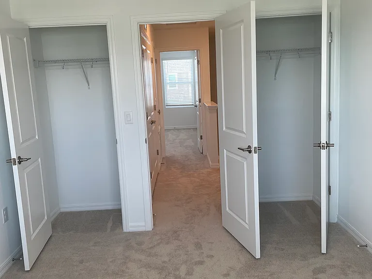 8933 Daybreak St — Photo 20