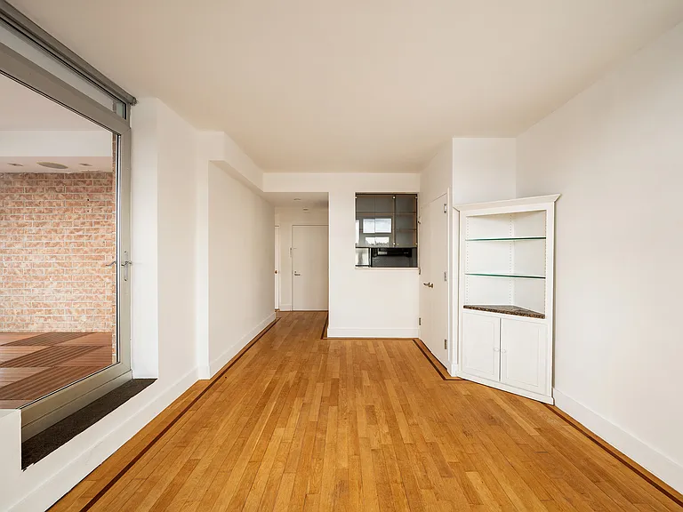 249 E 118th St #9A — Photo 12