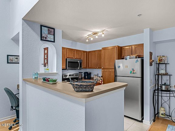 5th image of 8550 TOUCHTON Road #1828