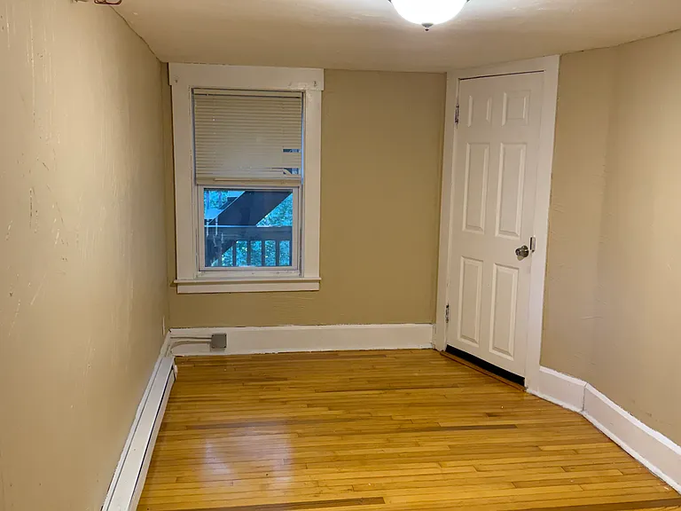 31 Prospect St #2L — Photo 5