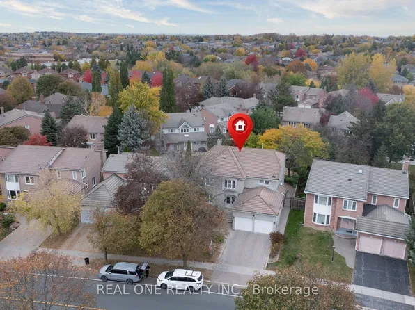 45 John Button Blvd, Markham, ON L3R 9A7